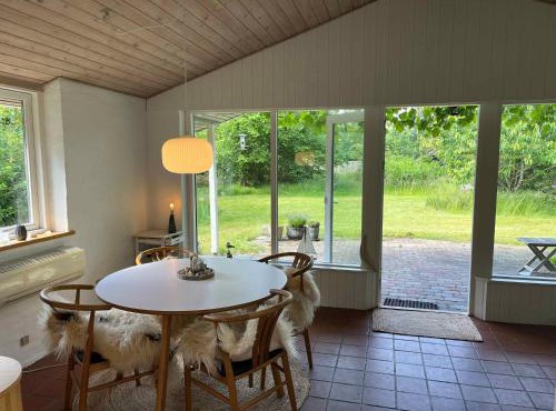 Cosy Summer Cottage Glose To Sandy Beach