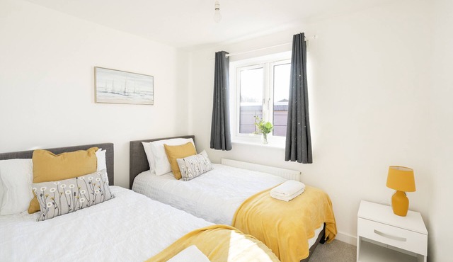 Cosy Three Bedroom House Bristol