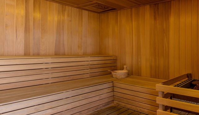 Cosy Twin w/Pool view @ Straits Suite