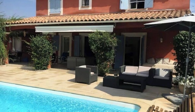 COSY VILLA 5KM FROM CANNES