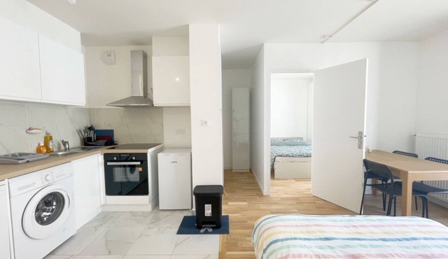 Cosy, Wi-fi, Clean, Transport, Asnières, Neuf !