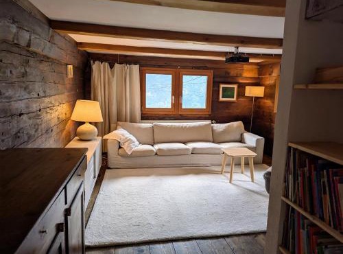 Cosy Wooden Home in the Swiss Alps