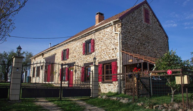 Cottage in Auvergne near Cascade Gour