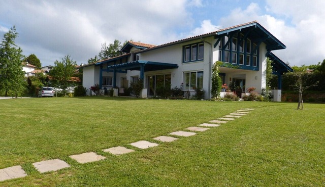 COTE BASQUE OCEAN at 4 km - GITE new for 4 people