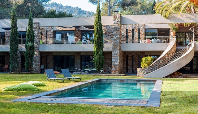 Cote d'Azur Contemporary Family Villa, Heated Pool