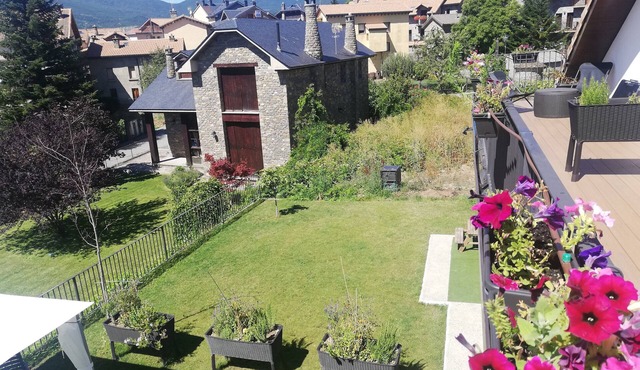 Cotefablo House. Ara accommodation. Gavín (Biescas)