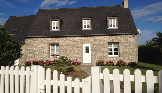 COTENTIN, SEASIDE, NICE INDEPENDENT COUNTRY CLASS 4 STARS 8 PEOPLE