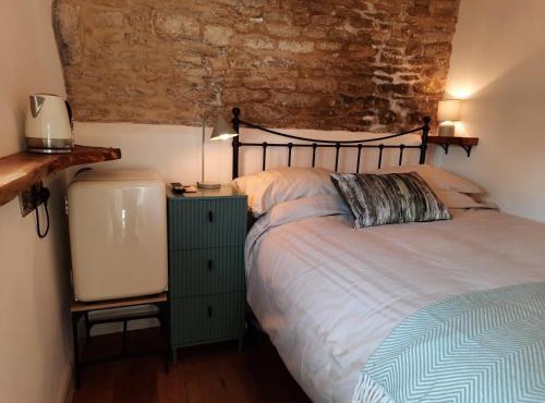 Cotswold Cottage B&B - 5 Minutes Walk to Village Pub