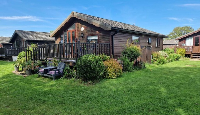 Cotswold Lakeside Lodge 29