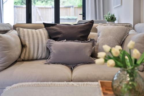 Cotswold Luxury Coach House - ideal for couples, w/EV charging