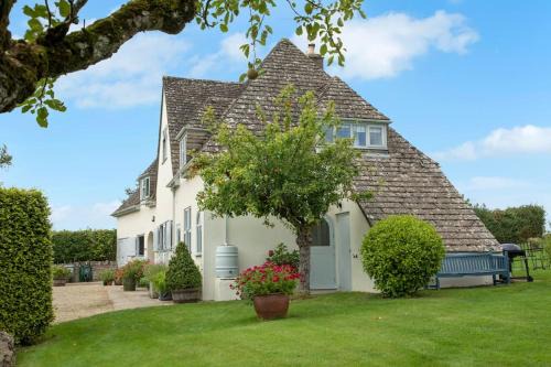 Cotswold Stable Cottage