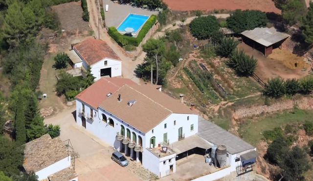 Cottage in Catalonia with pool and garden