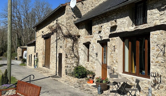 Cottage - The Moulin Treillard - Sleeps3 - Parking