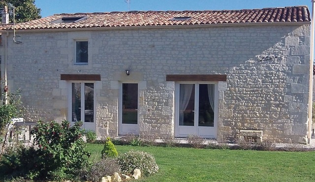 Cottage 100m², 3 bedrooms, swimming pool. Holy Triangle/Royan/Oléron