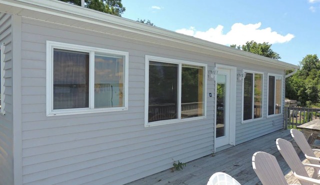 Cottage #11 - 3 bedroom/1 bath