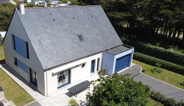 Cottage 12 people near sea very comfortable