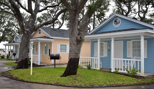 Cottage 13 at D&R Pelican Bay Resort
