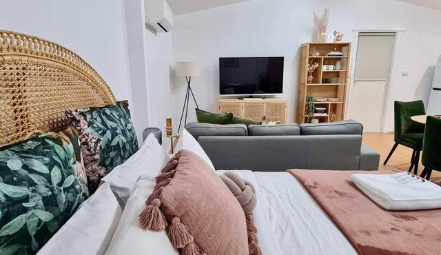 Cottage 1851 Boutique in Brown Hill