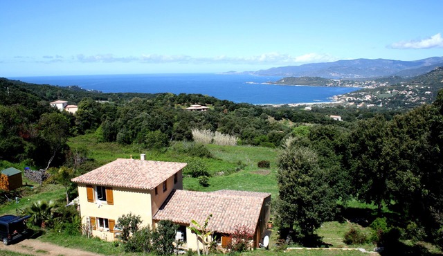 Cottage 2/3 pers., Near the sea and sea view, 23 km from Ajaccio