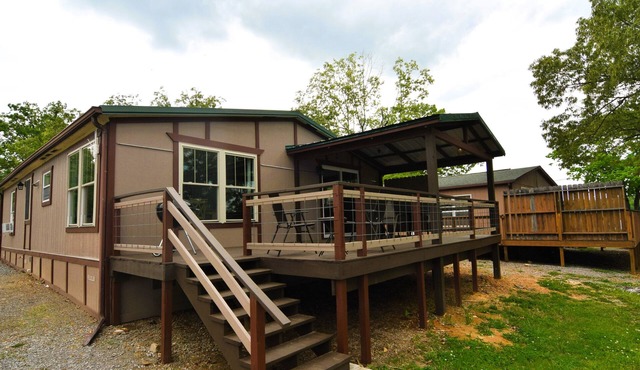 Cottage #2 King Creek Resort & Marina remodeled 2023