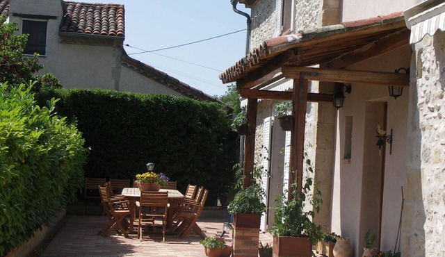 Cottage 2 to 4 people at the foot of the Black Mountain