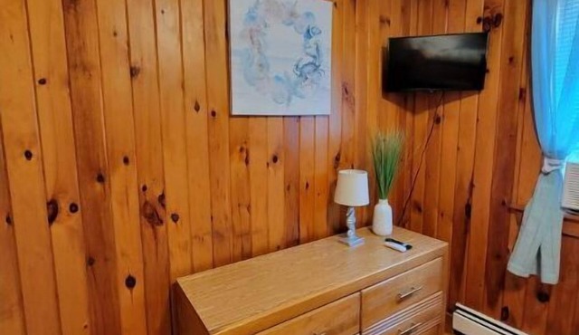Cottage 200ft From Beach and Boardwalk !