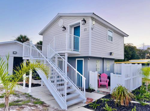 Cottage 23, The Lighthouse - Dora Canal Court - a downtown, waterfront community