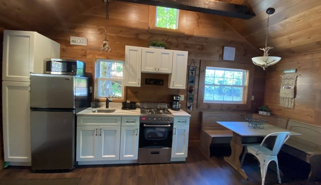 Cottage “2nd Lake” 2-Bedroom, Waterfront Cottage at The Lakes Old Forge