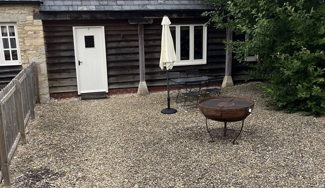 Cottage 3 - sleeps 2 guests in 1 bedroom