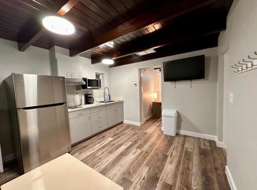 Cottage 35, Heron Hideaway - Dora Canal Court - a downtown, waterfront community