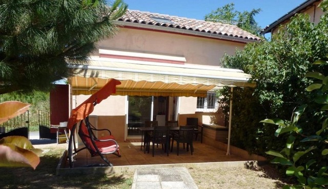 Cottage 4 people, with south-west of the sun at the pool