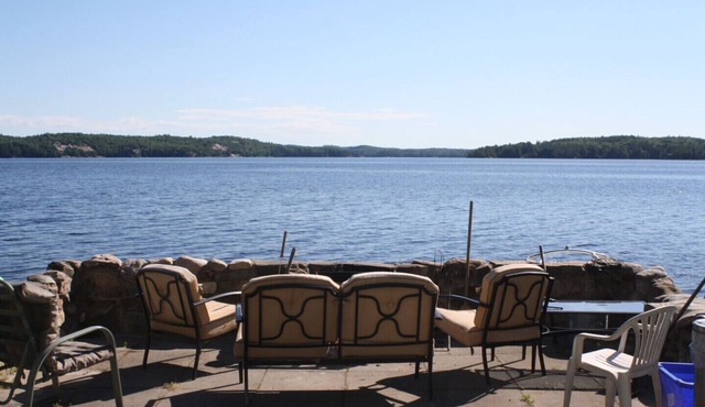 Cottage 4: pristine waterfront! Cabins at Bon Echo's Edge