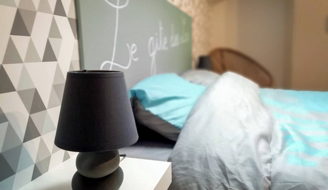 Cottage 4pers center of Jura between lakes and mountains. Wifi/Spa.