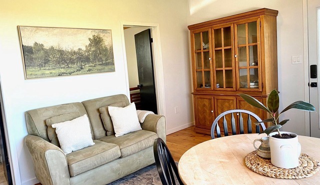 Cottage #5 - 1 bedroom - pet friendly!