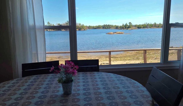 Cottage #6 - 3 Bedroom - Katawoda Cottages
