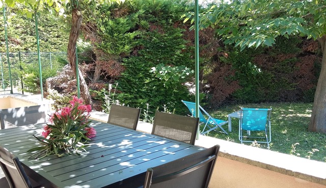 Cottage 6 people in a vineyard - With swimming pool access