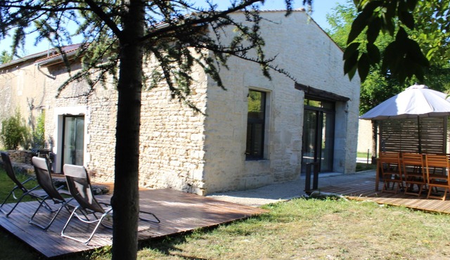 Cottage 6 places near La Rochelle, Marais Poitevin and Ile de Ré