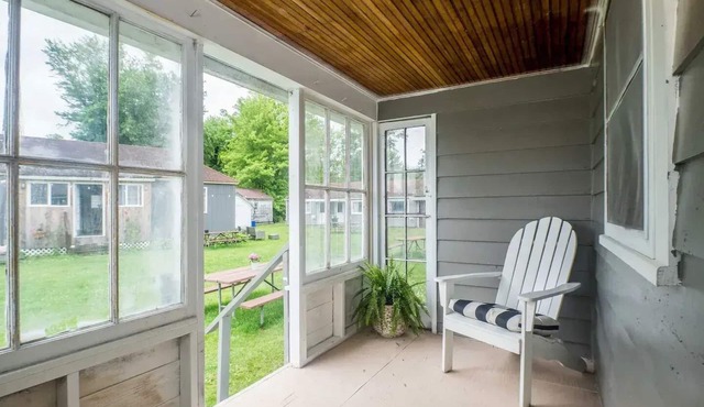 Cottage #7 - Lakefront Cozy Cottage with 1 bedroom in Charming Stow, NY