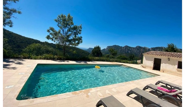 Cottage 7p. 3 bedrooms isolated exceptional view