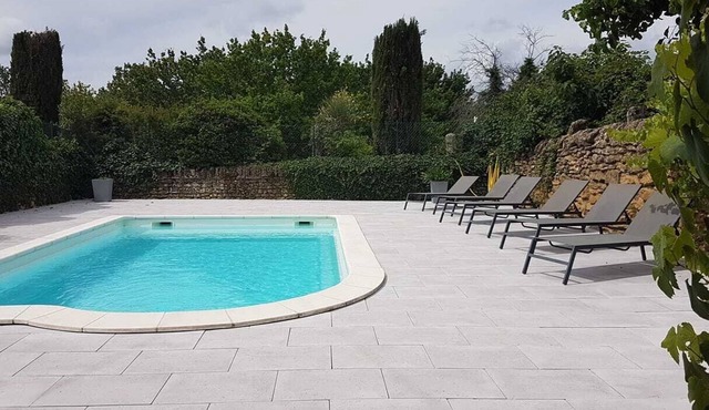 Cottage 8 people with heated pool