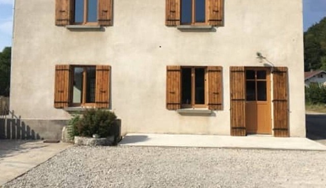 Cottage all seasons in the land of lakes and waterfalls