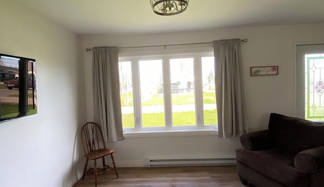 Cottage at Beaubassin-East walking distance of the ocean