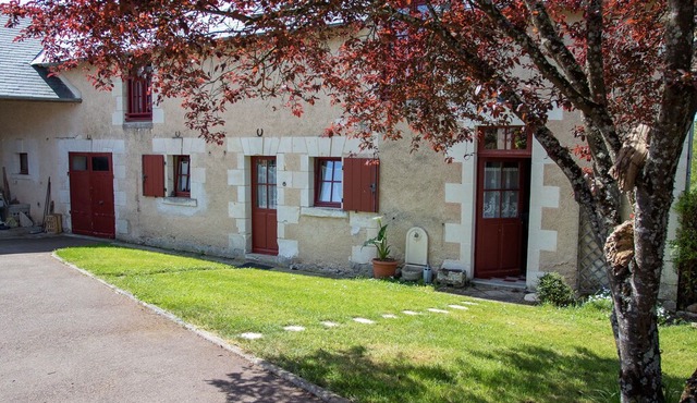 Cottage "At the Edge of the Woods