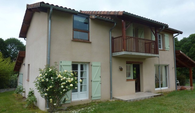 Cottage at the foot of the Pyrenees