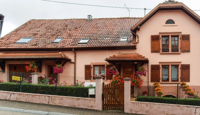 Cottage at the foot of the Vosges Mountains, 2 bedrooms, sleeps 6, fully renovated