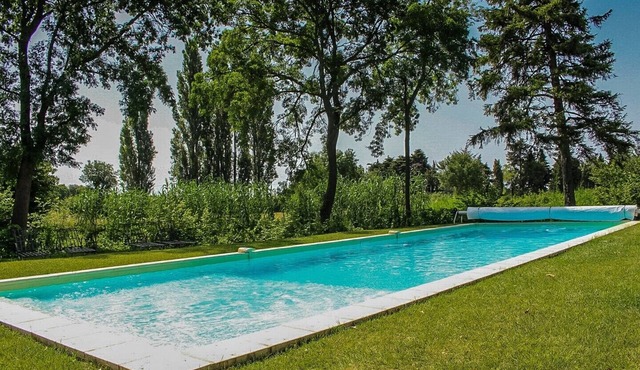 Cottage 'Atelier' with Shared Pool, Shared Terrace and Wi-Fi