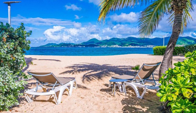 Cottage Beach House NBBC 2, les pieds dans l`eau