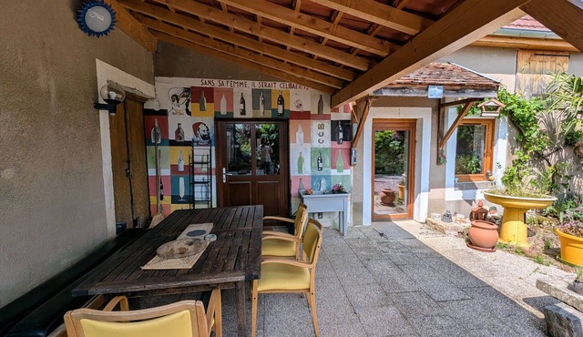 Cottage between city and countryside, free Wi-Fi, along painters' circuit