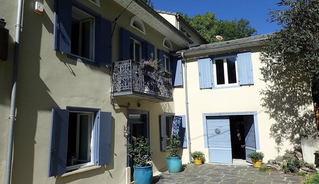 Cottage by River with Spa near Carcassonne