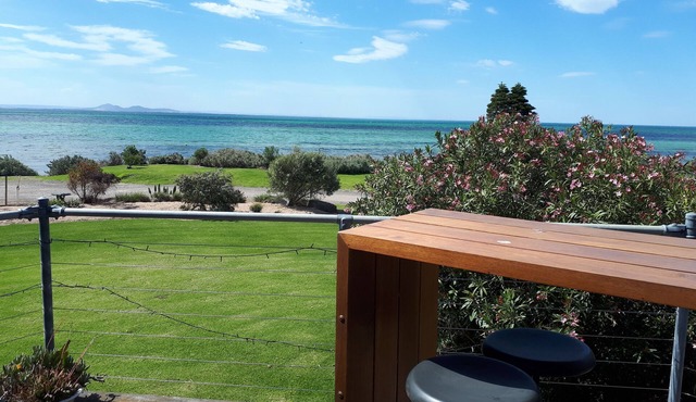 Cottage by the sea and only an hour and a quarter from Melbourne.